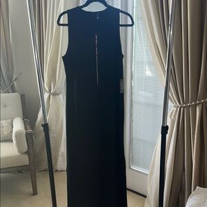 Elegant Black Sleeveless Dress